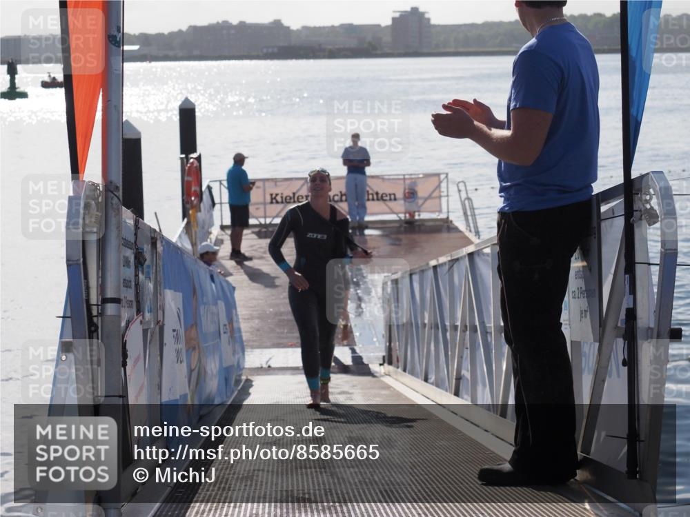 17.08.2025 - KN Förde Triathlon 2025 MichiJ http://msf.ph/oto/8585665 17.08.2025 09:25:16 Schwimmen 199, 248, 199, 248 meine-sportfotos.de