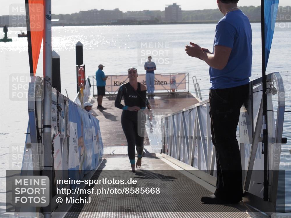 17.08.2025 - KN Förde Triathlon 2025 MichiJ http://msf.ph/oto/8585668 17.08.2025 09:25:16 Schwimmen 199, 248, 199, 248 meine-sportfotos.de