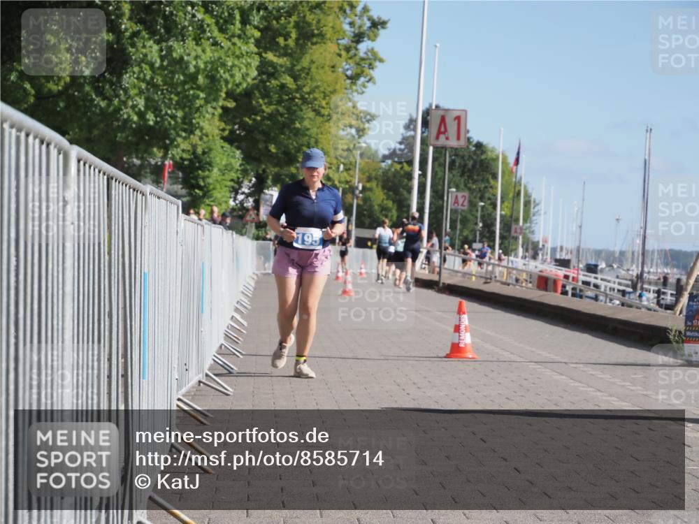 17.08.2025 - KN Förde Triathlon 2025 KatJ http://msf.ph/oto/8585714 17.08.2025 10:34:51 Laufen 195 meine-sportfotos.de