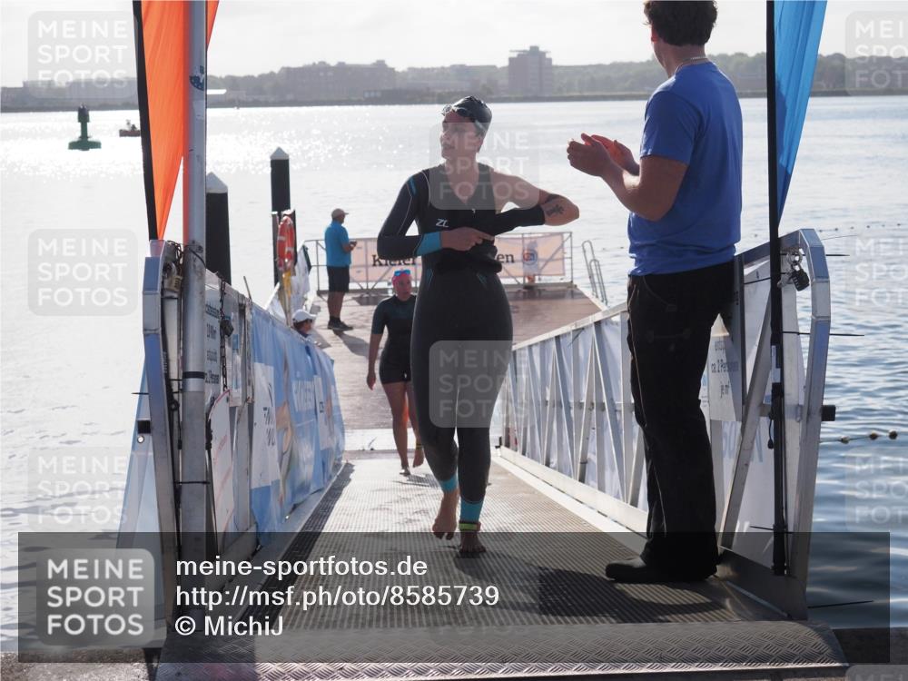 17.08.2025 - KN Förde Triathlon 2025 MichiJ http://msf.ph/oto/8585739 17.08.2025 09:25:19 Schwimmen 199, 248, 199 meine-sportfotos.de