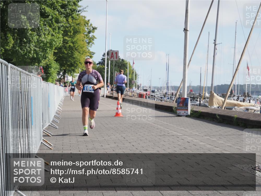 17.08.2025 - KN Förde Triathlon 2025 KatJ http://msf.ph/oto/8585741 17.08.2025 10:11:49 Laufen 164 meine-sportfotos.de