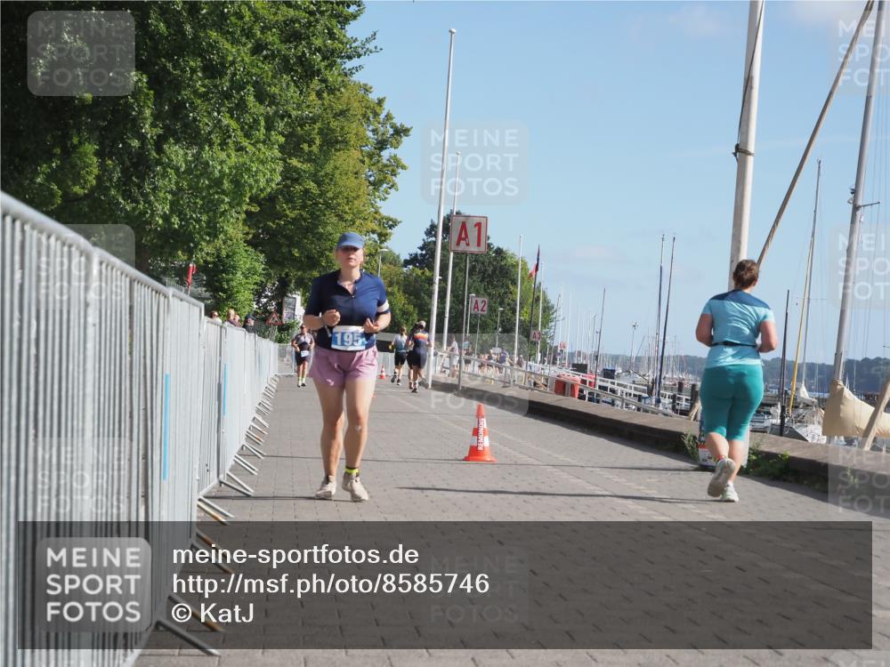 17.08.2025 - KN Förde Triathlon 2025 KatJ http://msf.ph/oto/8585746 17.08.2025 10:34:52 Laufen 195 meine-sportfotos.de