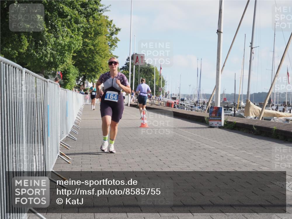 17.08.2025 - KN Förde Triathlon 2025 KatJ http://msf.ph/oto/8585755 17.08.2025 10:11:49 Laufen 164 meine-sportfotos.de
