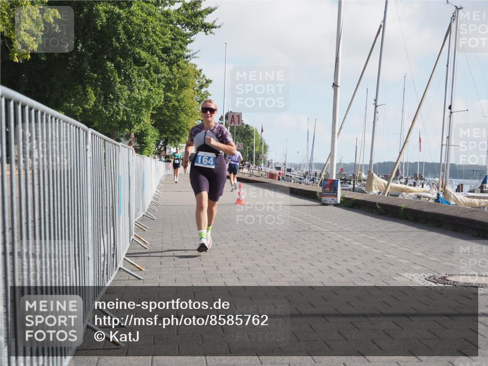 17.08.2025 - KN Förde Triathlon 2025 KatJ http://msf.ph/oto/8585762 17.08.2025 10:11:50 Laufen 164 meine-sportfotos.de