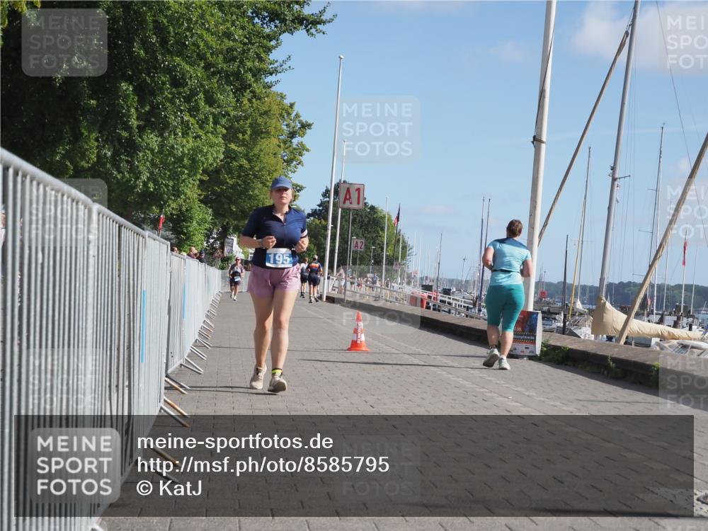 17.08.2025 - KN Förde Triathlon 2025 KatJ http://msf.ph/oto/8585795 17.08.2025 10:34:53 Laufen 195 meine-sportfotos.de