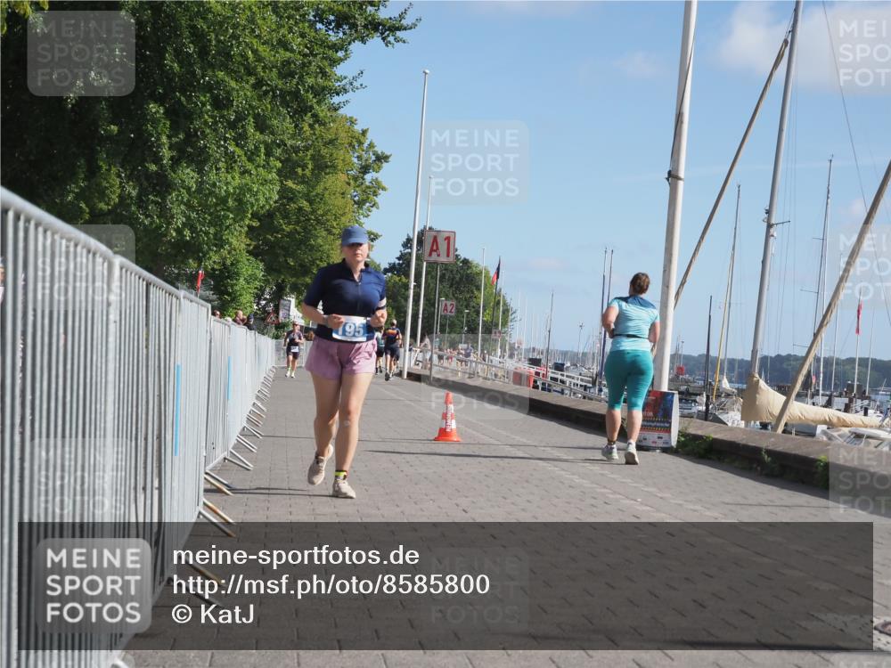 17.08.2025 - KN Förde Triathlon 2025 KatJ http://msf.ph/oto/8585800 17.08.2025 10:34:53 Laufen 195 meine-sportfotos.de