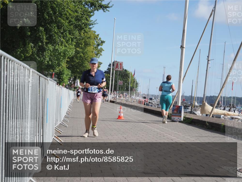 17.08.2025 - KN Förde Triathlon 2025 KatJ http://msf.ph/oto/8585825 17.08.2025 10:34:53 Laufen 195 meine-sportfotos.de