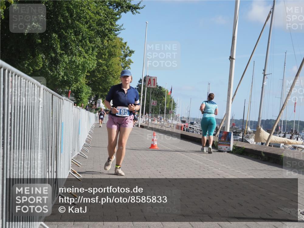17.08.2025 - KN Förde Triathlon 2025 KatJ http://msf.ph/oto/8585833 17.08.2025 10:34:54 Laufen 195 meine-sportfotos.de