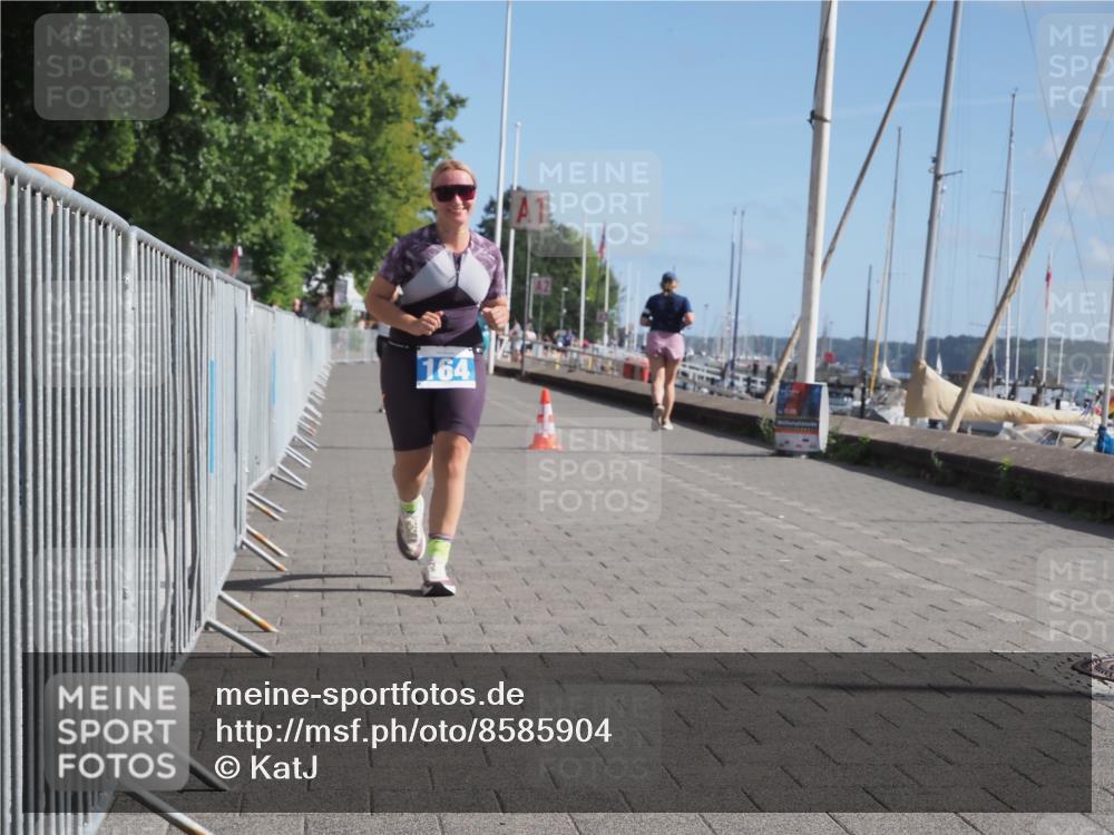 17.08.2025 - KN Förde Triathlon 2025 KatJ http://msf.ph/oto/8585904 17.08.2025 10:35:11 Laufen 164, 200 meine-sportfotos.de