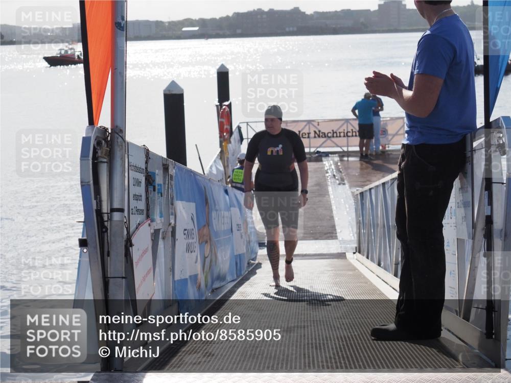 17.08.2025 - KN Förde Triathlon 2025 MichiJ http://msf.ph/oto/8585905 17.08.2025 09:27:13 Schwimmen 245 meine-sportfotos.de