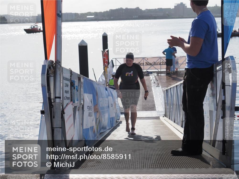 17.08.2025 - KN Förde Triathlon 2025 MichiJ http://msf.ph/oto/8585911 17.08.2025 09:27:13 Schwimmen 245 meine-sportfotos.de