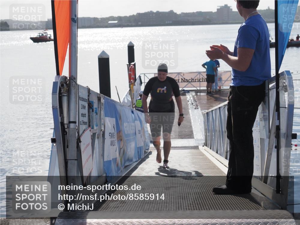 17.08.2025 - KN Förde Triathlon 2025 MichiJ http://msf.ph/oto/8585914 17.08.2025 09:27:13 Schwimmen 245 meine-sportfotos.de