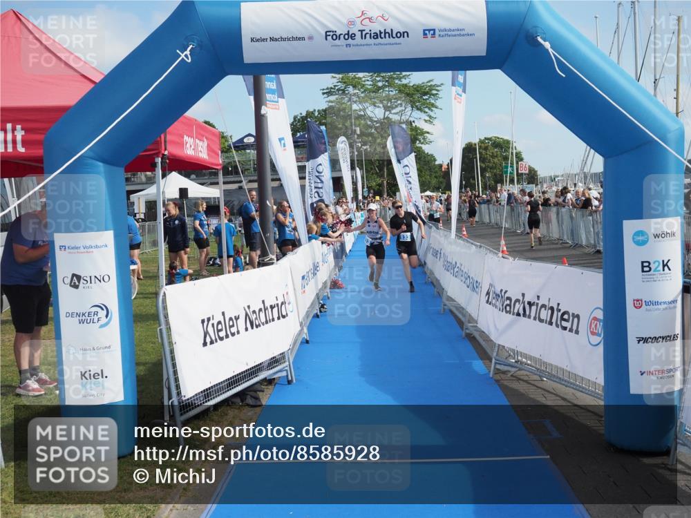 17.08.2025 - KN Förde Triathlon 2025 MichiJ http://msf.ph/oto/8585928 17.08.2025 10:21:34 Laufen 113, 133 meine-sportfotos.de