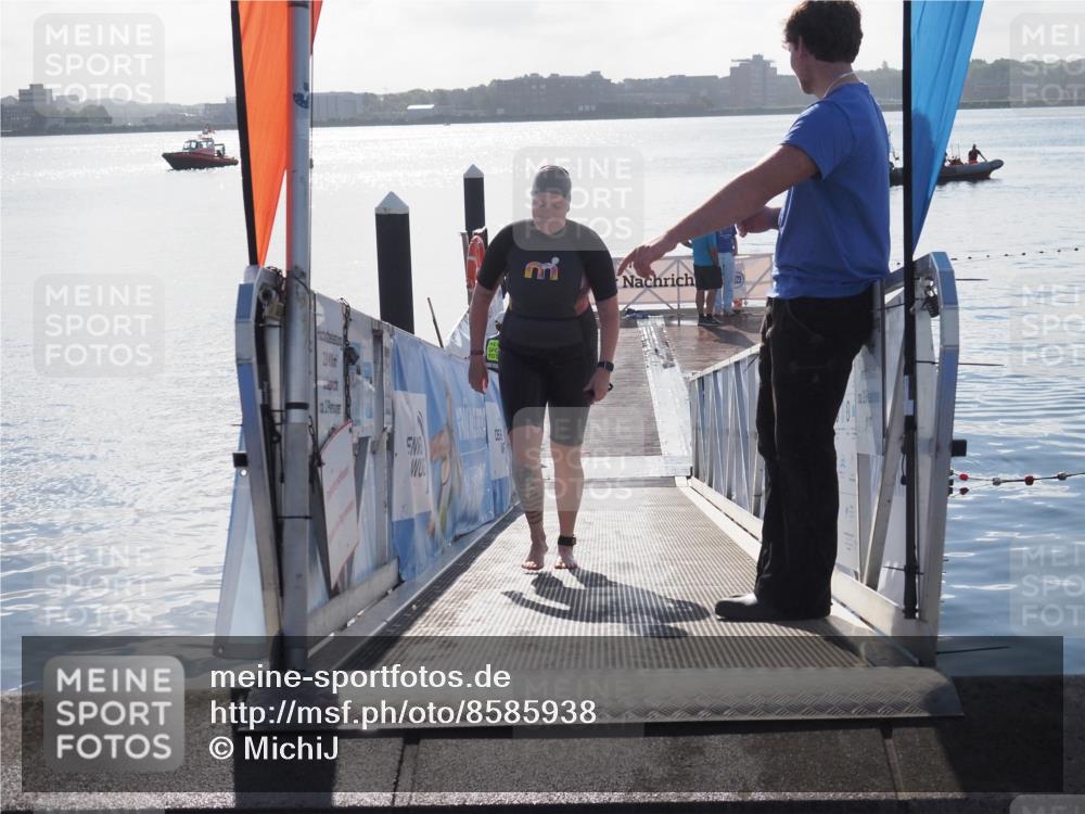 17.08.2025 - KN Förde Triathlon 2025 MichiJ http://msf.ph/oto/8585938 17.08.2025 09:27:14 Schwimmen 245 meine-sportfotos.de
