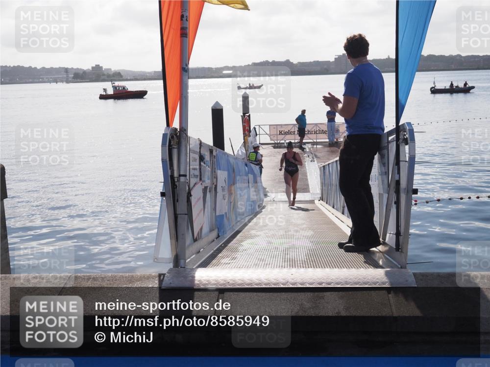 17.08.2025 - KN Förde Triathlon 2025 MichiJ http://msf.ph/oto/8585949 17.08.2025 09:28:36 Schwimmen 207, 207 meine-sportfotos.de