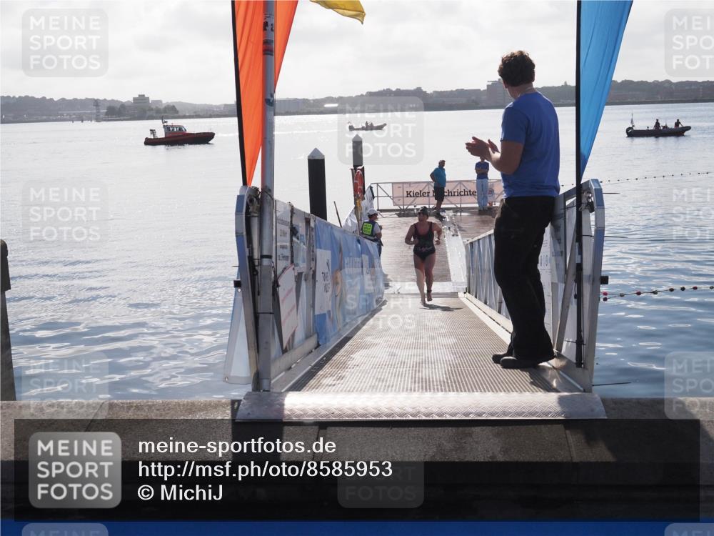17.08.2025 - KN Förde Triathlon 2025 MichiJ http://msf.ph/oto/8585953 17.08.2025 09:28:36 Schwimmen 207, 207 meine-sportfotos.de