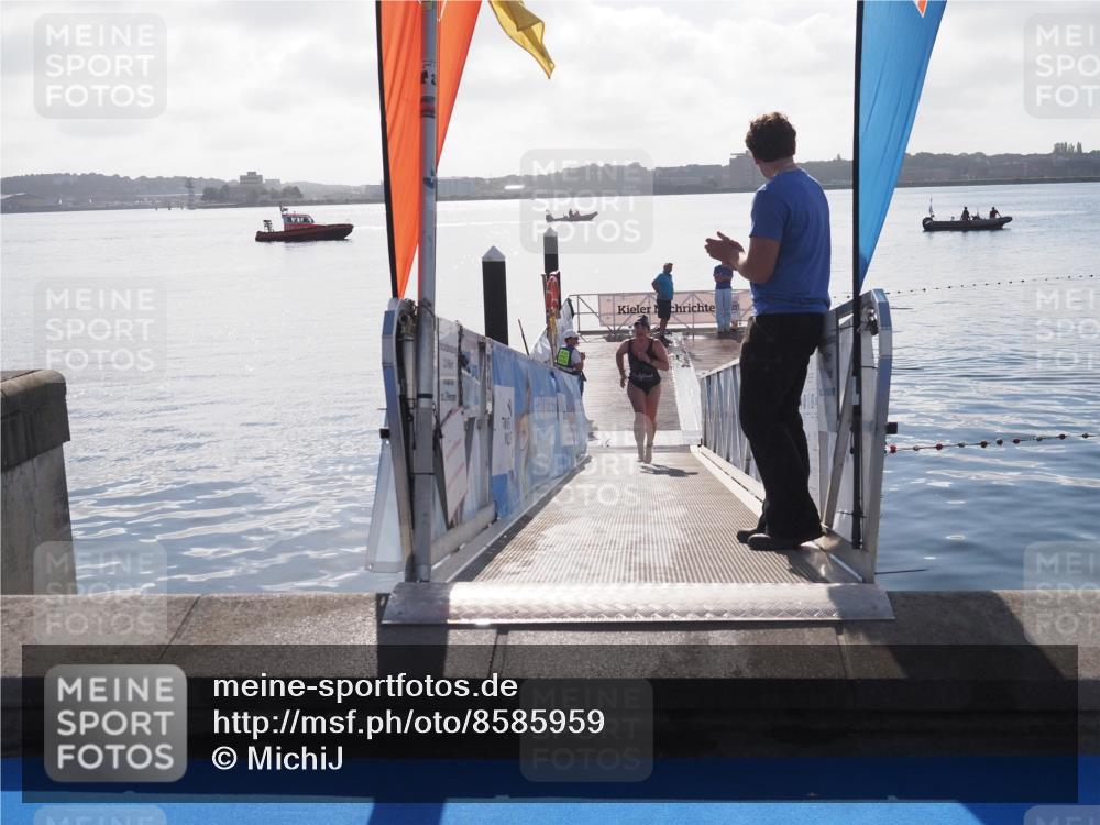17.08.2025 - KN Förde Triathlon 2025 MichiJ http://msf.ph/oto/8585959 17.08.2025 09:28:37 Schwimmen 207, 207 meine-sportfotos.de