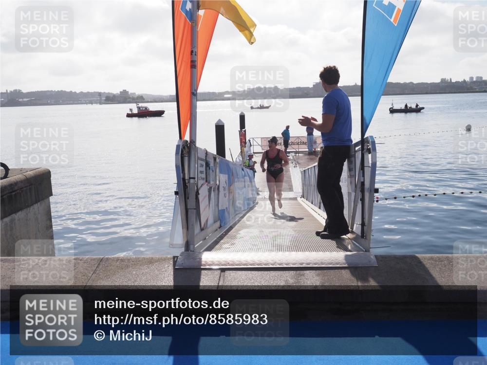 17.08.2025 - KN Förde Triathlon 2025 MichiJ http://msf.ph/oto/8585983 17.08.2025 09:28:38 Schwimmen 207, 207 meine-sportfotos.de