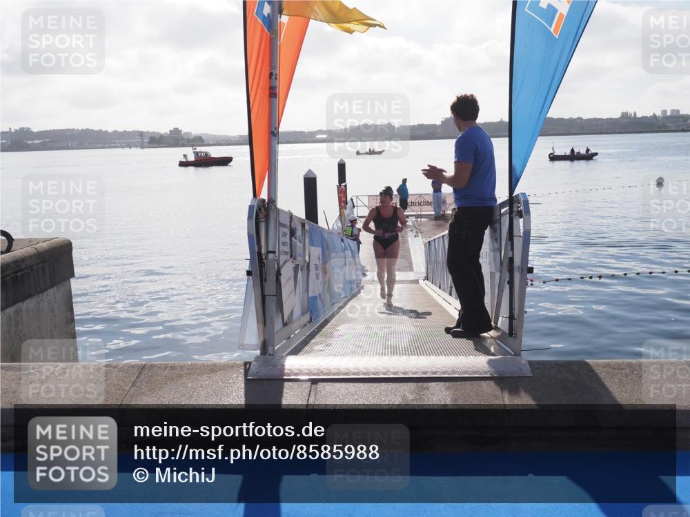 17.08.2025 - KN Förde Triathlon 2025 MichiJ http://msf.ph/oto/8585988 17.08.2025 09:28:38 Schwimmen 207, 207 meine-sportfotos.de