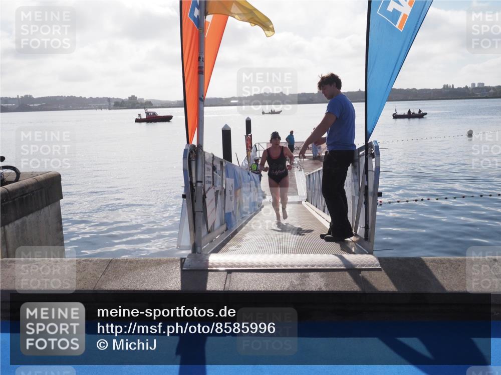17.08.2025 - KN Förde Triathlon 2025 MichiJ http://msf.ph/oto/8585996 17.08.2025 09:28:39 Schwimmen 207, 207 meine-sportfotos.de