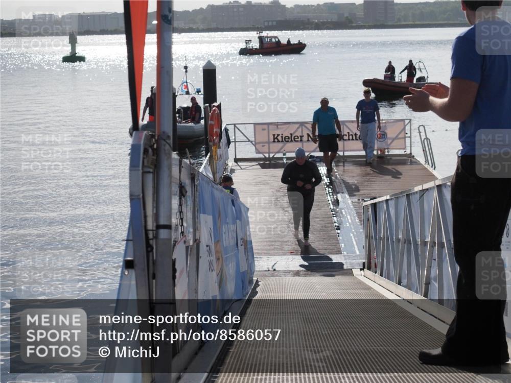 17.08.2025 - KN Förde Triathlon 2025 MichiJ http://msf.ph/oto/8586057 17.08.2025 09:33:34 Schwimmen 238 meine-sportfotos.de