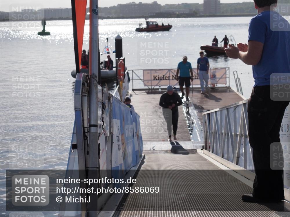 17.08.2025 - KN Förde Triathlon 2025 MichiJ http://msf.ph/oto/8586069 17.08.2025 09:33:35 Schwimmen 238 meine-sportfotos.de