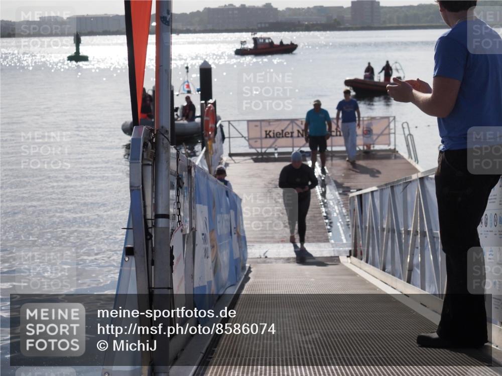 17.08.2025 - KN Förde Triathlon 2025 MichiJ http://msf.ph/oto/8586074 17.08.2025 09:33:35 Schwimmen 238 meine-sportfotos.de
