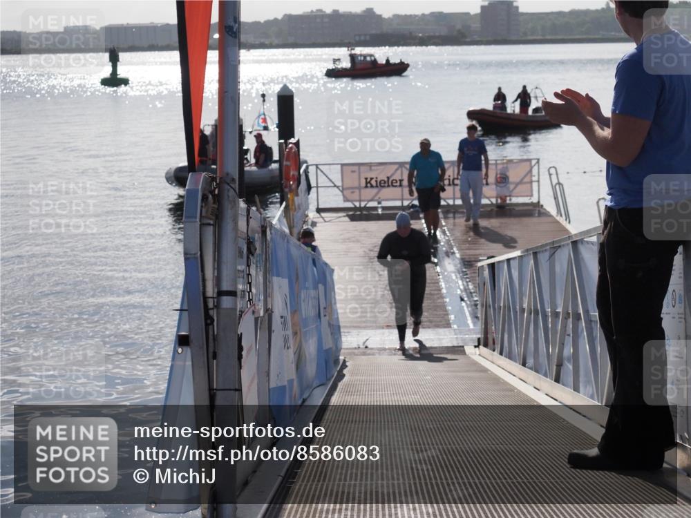17.08.2025 - KN Förde Triathlon 2025 MichiJ http://msf.ph/oto/8586083 17.08.2025 09:33:36 Schwimmen 238, 238 meine-sportfotos.de
