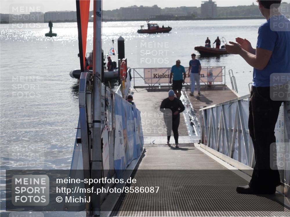 17.08.2025 - KN Förde Triathlon 2025 MichiJ http://msf.ph/oto/8586087 17.08.2025 09:33:36 Schwimmen 238, 238 meine-sportfotos.de