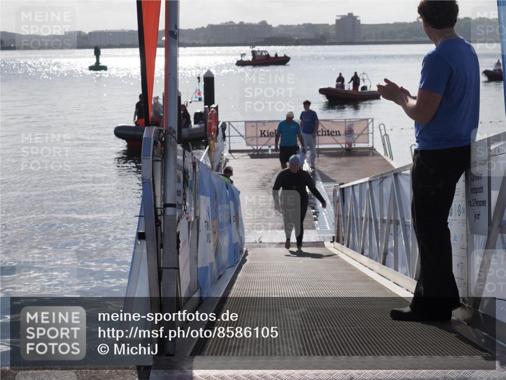 17.08.2025 - KN Förde Triathlon 2025 MichiJ http://msf.ph/oto/8586105 17.08.2025 09:33:37 Schwimmen 238, 238 meine-sportfotos.de