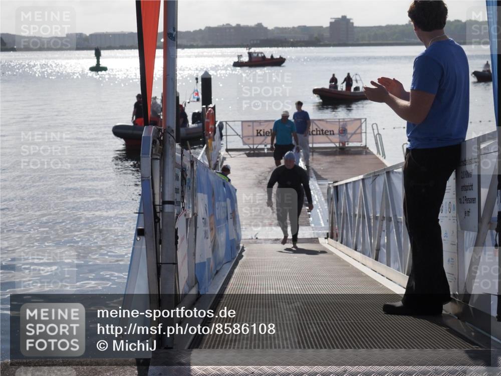 17.08.2025 - KN Förde Triathlon 2025 MichiJ http://msf.ph/oto/8586108 17.08.2025 09:33:37 Schwimmen 238, 238 meine-sportfotos.de