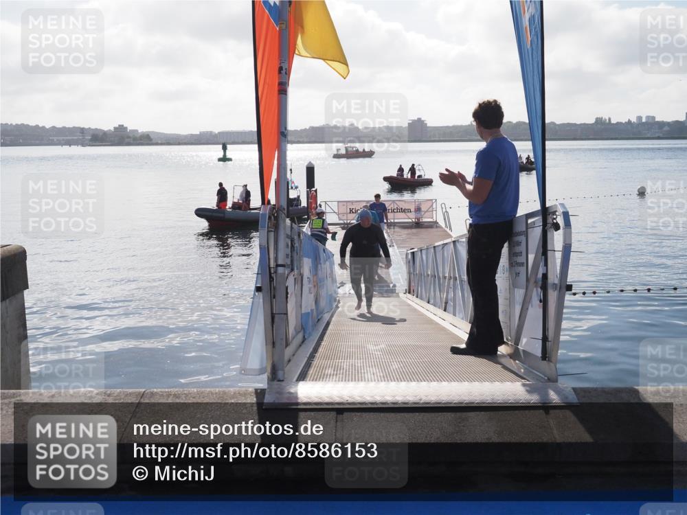 17.08.2025 - KN Förde Triathlon 2025 MichiJ http://msf.ph/oto/8586153 17.08.2025 09:33:40 Schwimmen 238, 238 meine-sportfotos.de