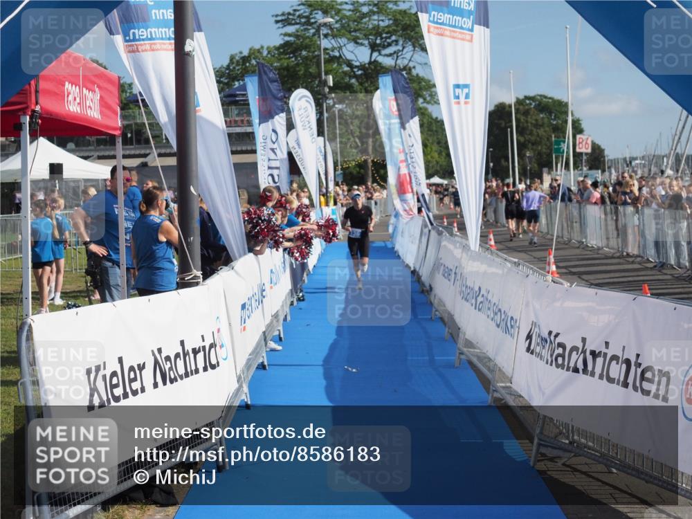 17.08.2025 - KN Förde Triathlon 2025 MichiJ http://msf.ph/oto/8586183 17.08.2025 10:24:10 Laufen 136 meine-sportfotos.de