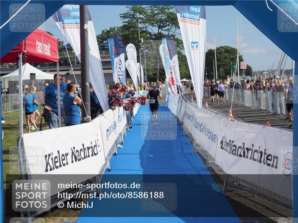 17.08.2025 - KN Förde Triathlon 2025 MichiJ http://msf.ph/oto/8586188 17.08.2025 10:24:10 Laufen 136 meine-sportfotos.de