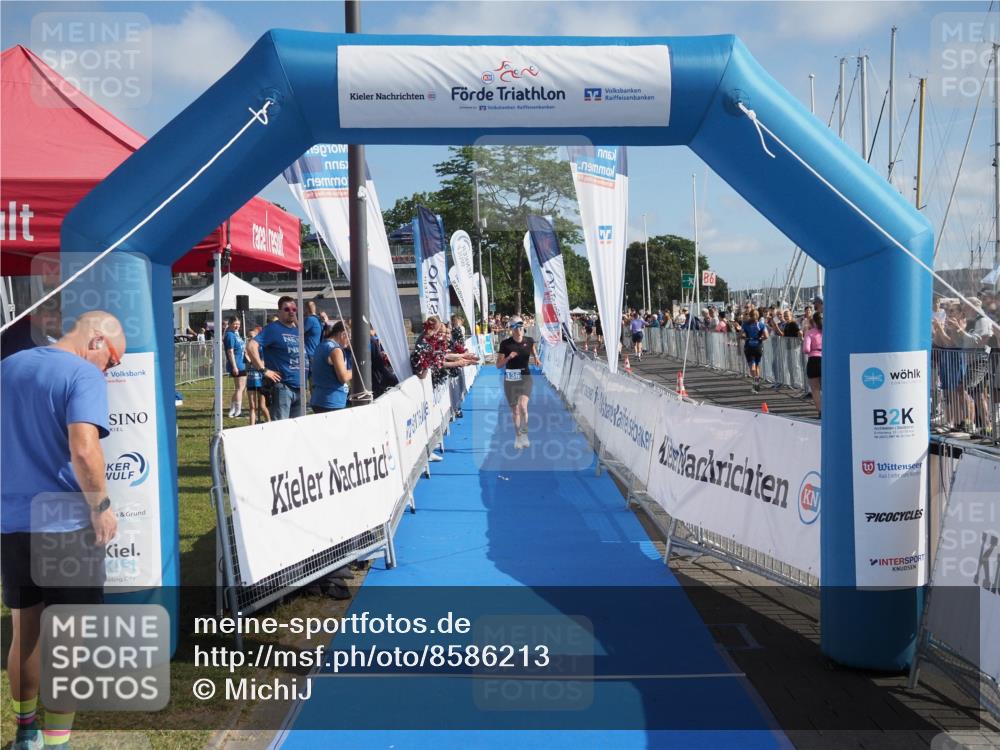 17.08.2025 - KN Förde Triathlon 2025 MichiJ http://msf.ph/oto/8586213 17.08.2025 10:24:12 Laufen 136 meine-sportfotos.de