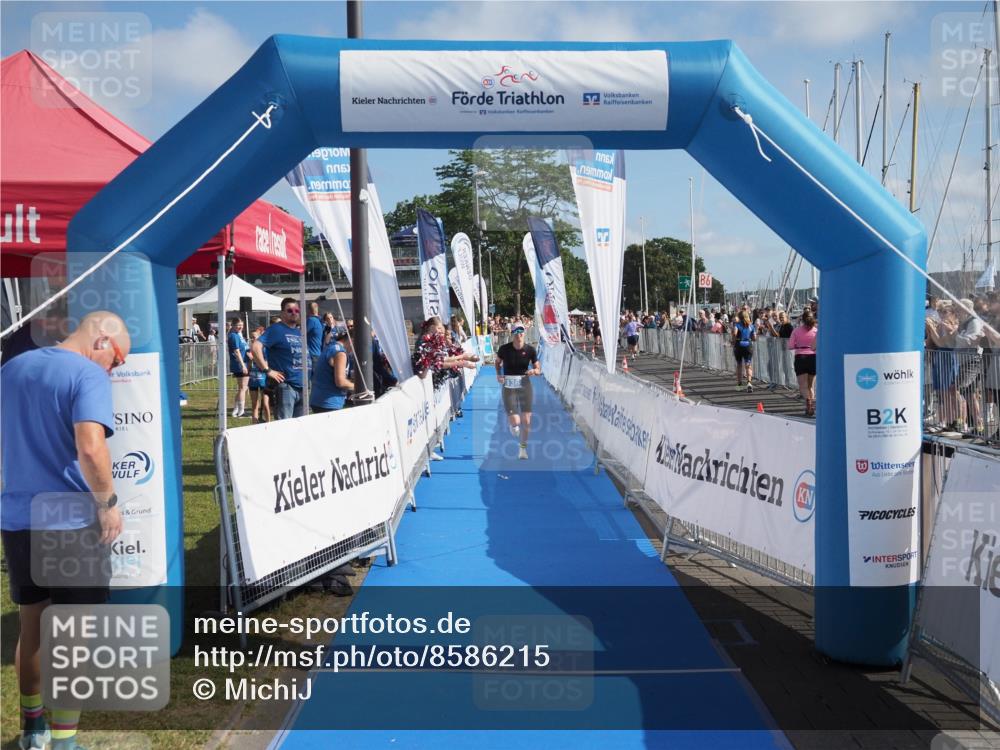 17.08.2025 - KN Förde Triathlon 2025 MichiJ http://msf.ph/oto/8586215 17.08.2025 10:24:12 Laufen 136 meine-sportfotos.de