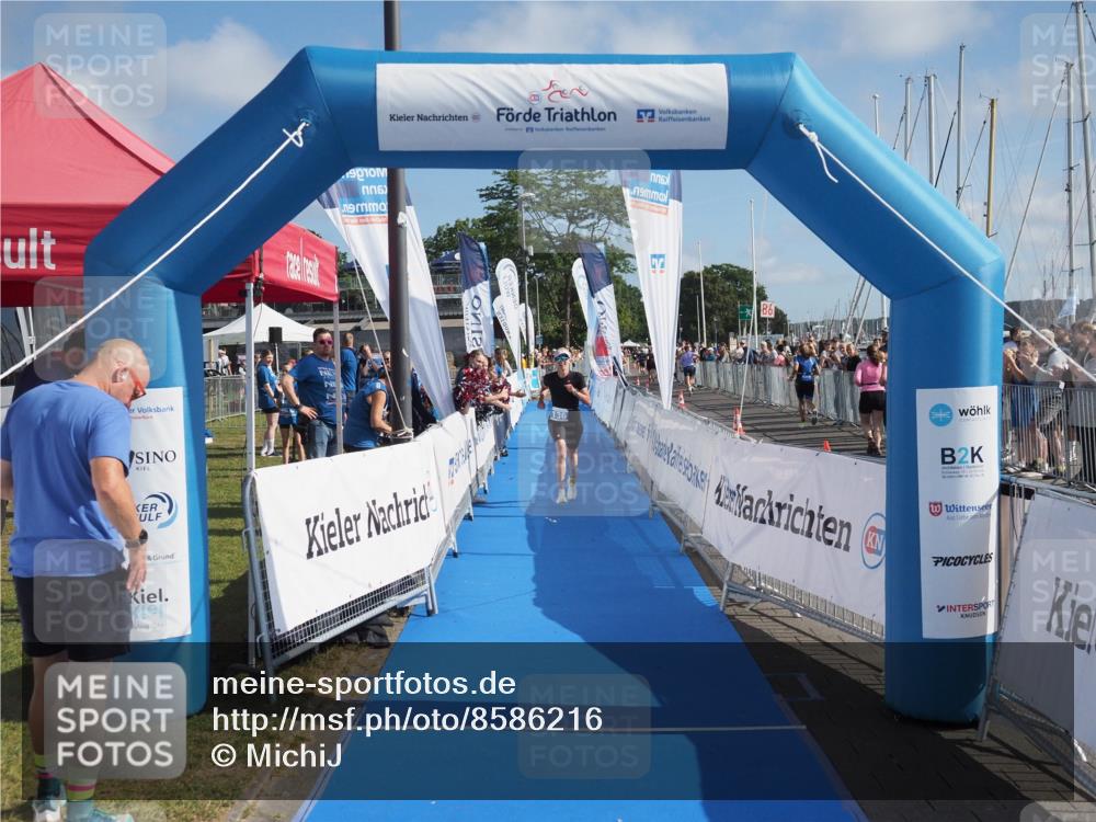 17.08.2025 - KN Förde Triathlon 2025 MichiJ http://msf.ph/oto/8586216 17.08.2025 10:24:12 Laufen 136 meine-sportfotos.de