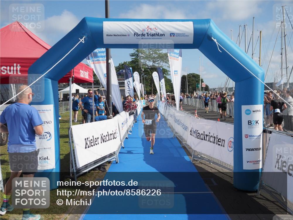 17.08.2025 - KN Förde Triathlon 2025 MichiJ http://msf.ph/oto/8586226 17.08.2025 10:24:13 Laufen 136 meine-sportfotos.de