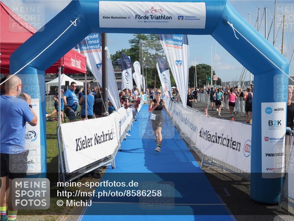 17.08.2025 - KN Förde Triathlon 2025 MichiJ http://msf.ph/oto/8586258 17.08.2025 10:24:47 Laufen 198 meine-sportfotos.de