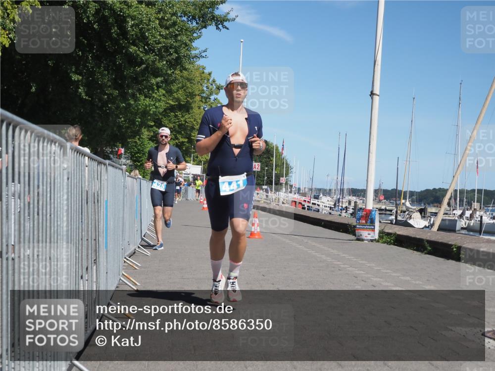 17.08.2025 - KN Förde Triathlon 2025 KatJ http://msf.ph/oto/8586350 17.08.2025 13:27:23 Laufen 425, 441 meine-sportfotos.de