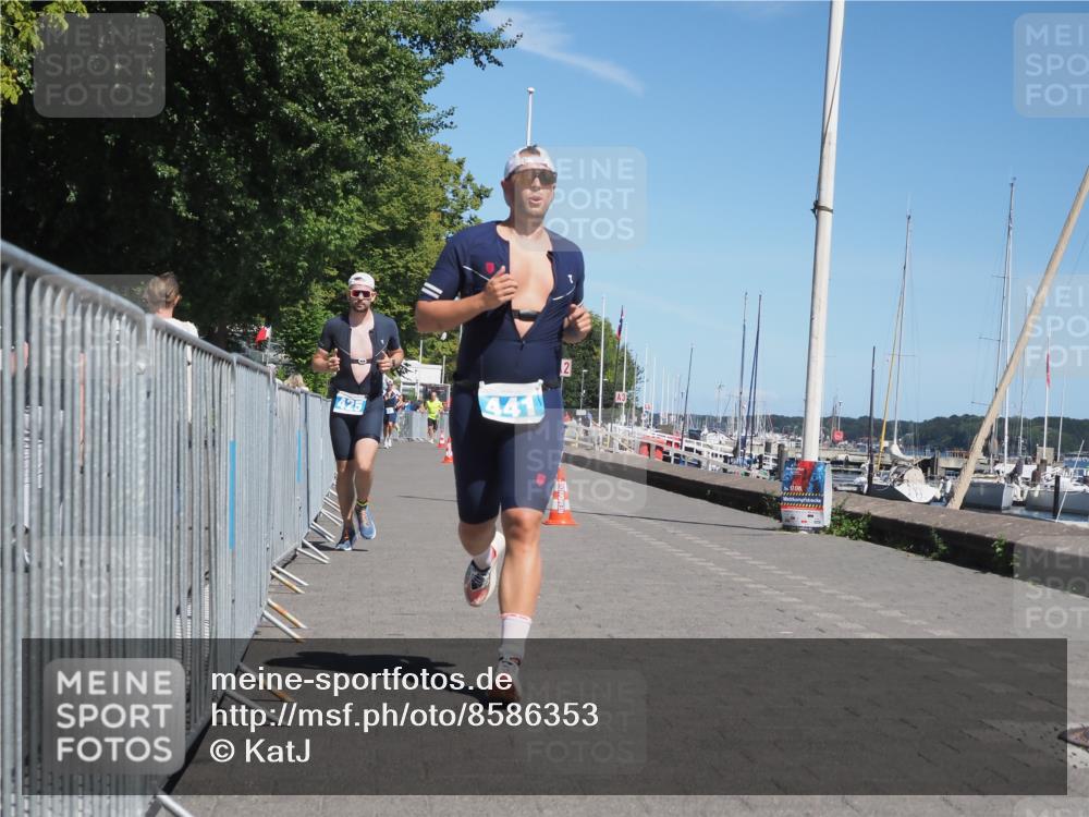 17.08.2025 - KN Förde Triathlon 2025 KatJ http://msf.ph/oto/8586353 17.08.2025 13:27:23 Laufen 425, 441 meine-sportfotos.de