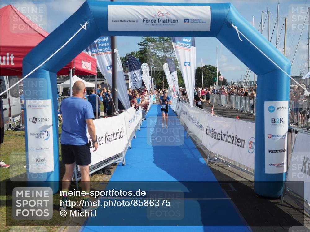 17.08.2025 - KN Förde Triathlon 2025 MichiJ http://msf.ph/oto/8586375 17.08.2025 10:24:55 Laufen 109 meine-sportfotos.de
