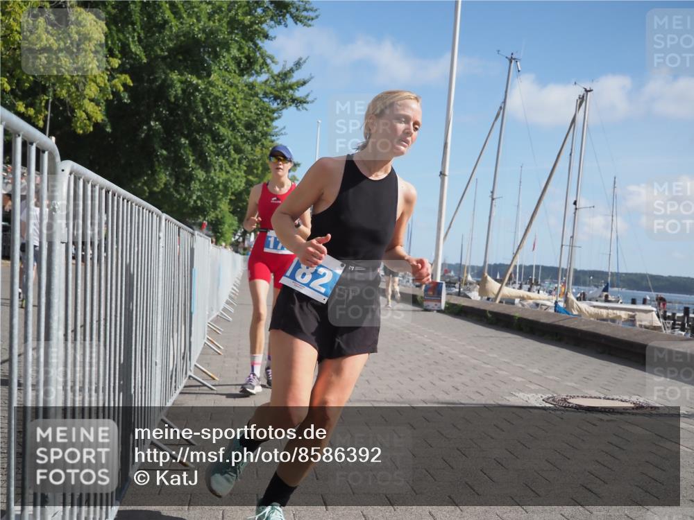 17.08.2025 - KN Förde Triathlon 2025 KatJ http://msf.ph/oto/8586392 17.08.2025 10:35:45 Laufen 172, 182, 242 meine-sportfotos.de