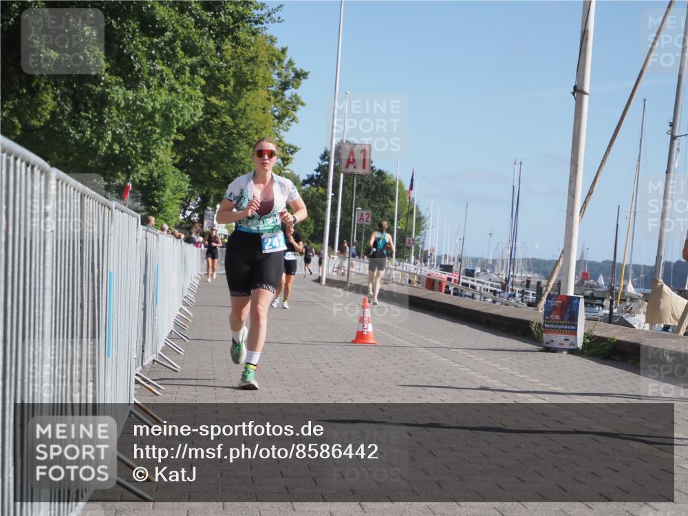 17.08.2025 - KN Förde Triathlon 2025 KatJ http://msf.ph/oto/8586442 17.08.2025 10:35:51 Laufen 242 meine-sportfotos.de