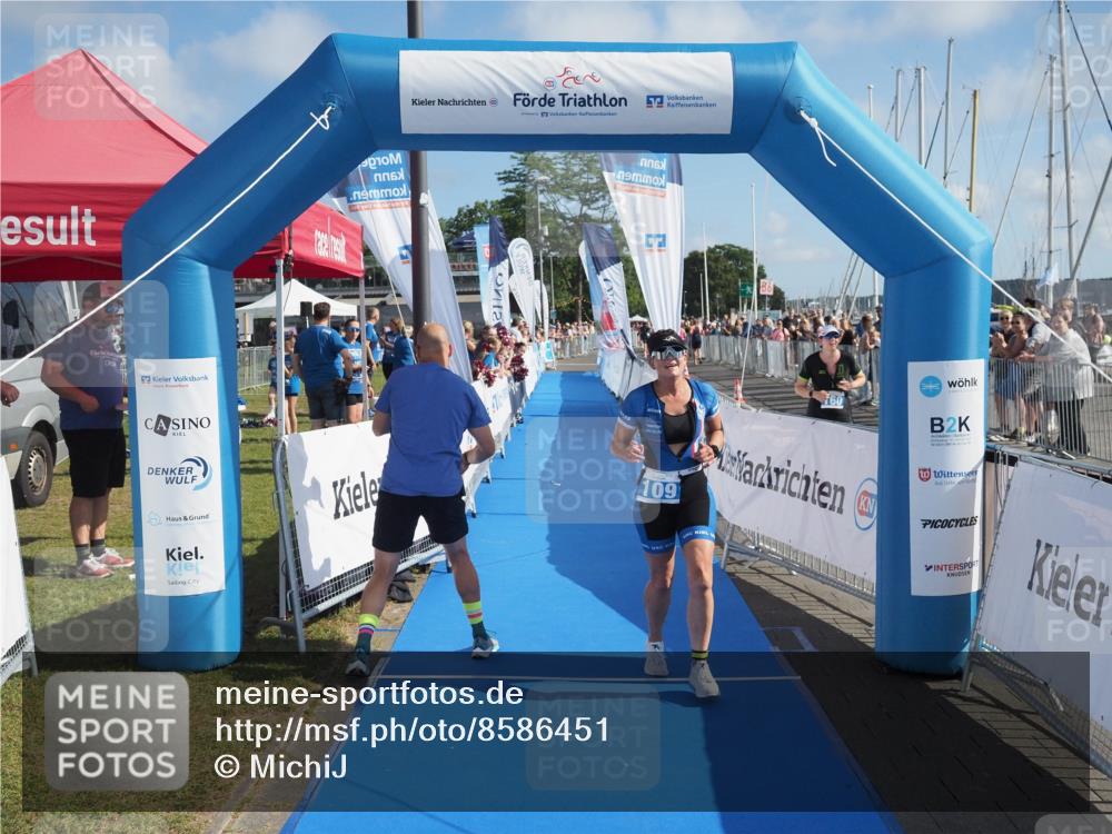 17.08.2025 - KN Förde Triathlon 2025 MichiJ http://msf.ph/oto/8586451 17.08.2025 10:24:59 Laufen 109 meine-sportfotos.de