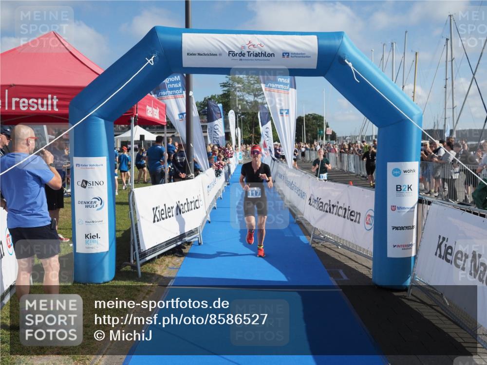 17.08.2025 - KN Förde Triathlon 2025 MichiJ http://msf.ph/oto/8586527 17.08.2025 10:25:57 Laufen 117 meine-sportfotos.de
