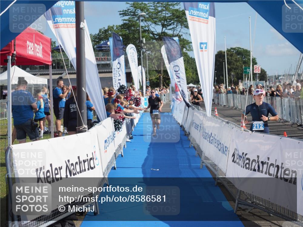 17.08.2025 - KN Förde Triathlon 2025 MichiJ http://msf.ph/oto/8586581 17.08.2025 10:26:14 Laufen 106 meine-sportfotos.de