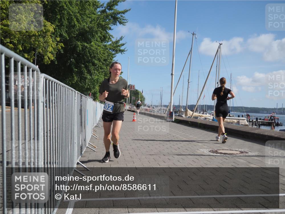 17.08.2025 - KN Förde Triathlon 2025 KatJ http://msf.ph/oto/8586611 17.08.2025 10:36:08 Laufen 102, 248 meine-sportfotos.de
