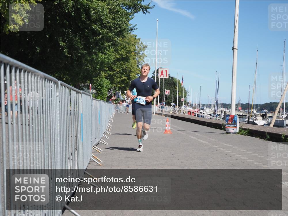 17.08.2025 - KN Förde Triathlon 2025 KatJ http://msf.ph/oto/8586631 17.08.2025 13:28:36 Laufen 406, 440 meine-sportfotos.de
