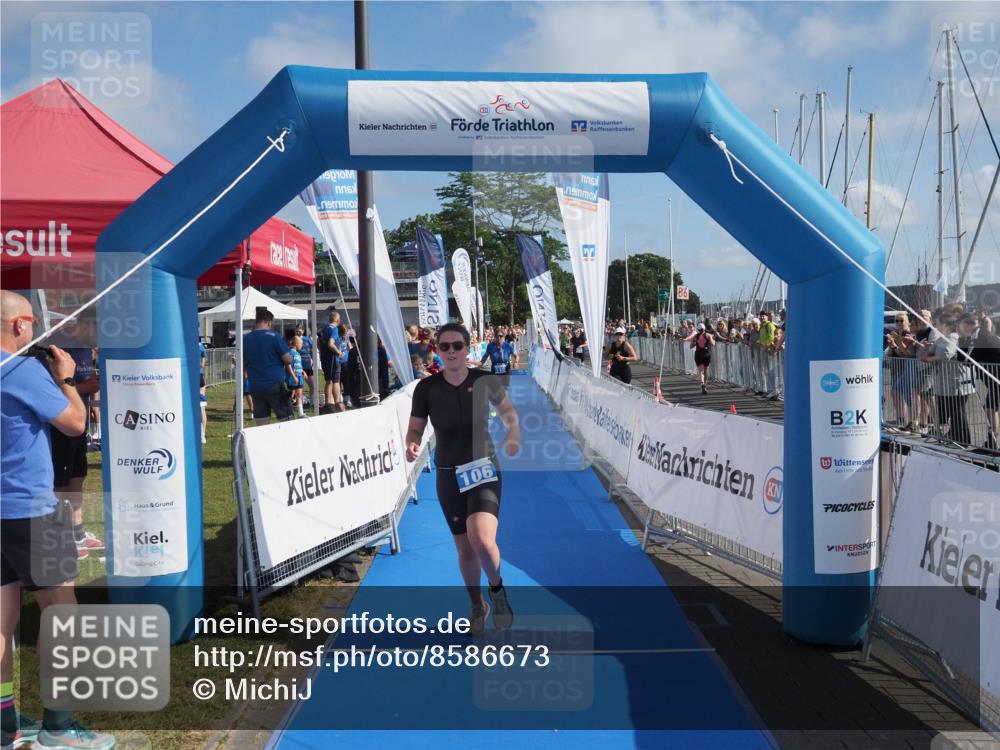 17.08.2025 - KN Förde Triathlon 2025 MichiJ http://msf.ph/oto/8586673 17.08.2025 10:26:18 Laufen 106, 110 meine-sportfotos.de